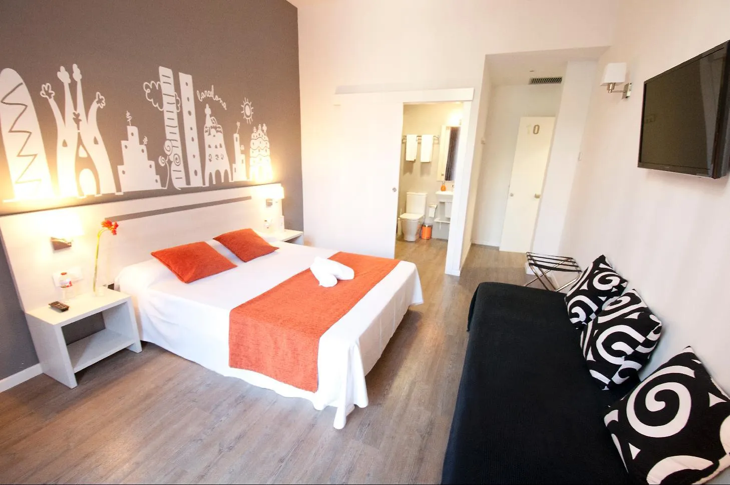 Hostal Live Barcelona Spain